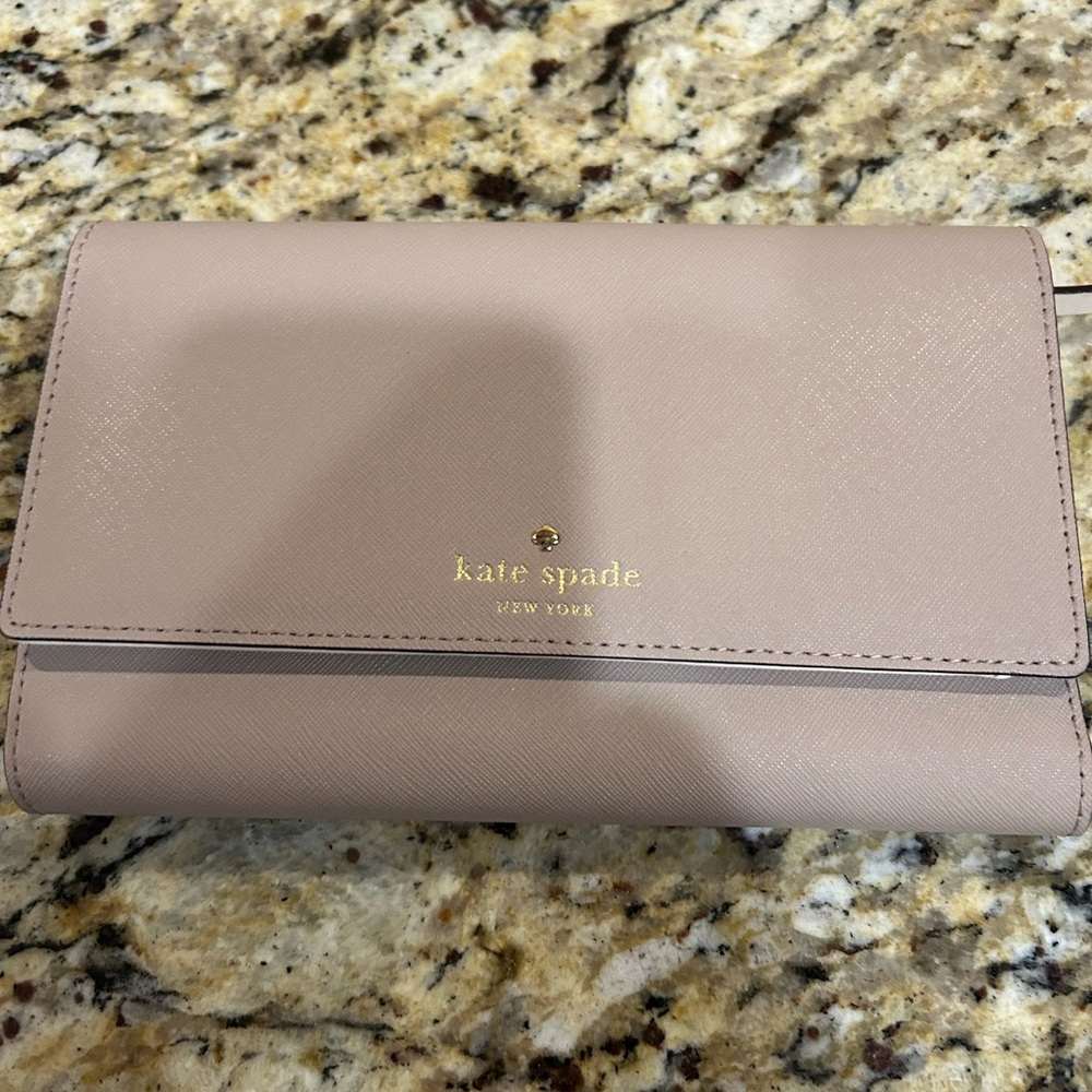 Kate Spade New York Blush Saffiano Leather Wallet/Clutch - Picture 1 of 6